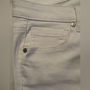 White pants cropped - juniors size 11